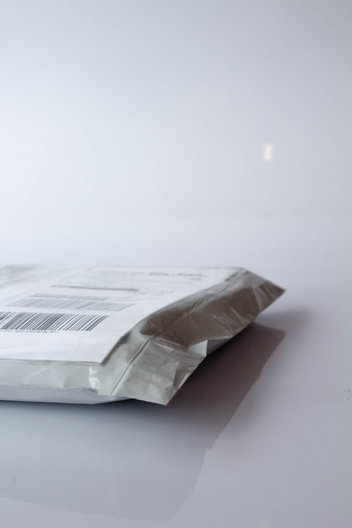 Bolsa para Envío con Porta Guía Blanca
